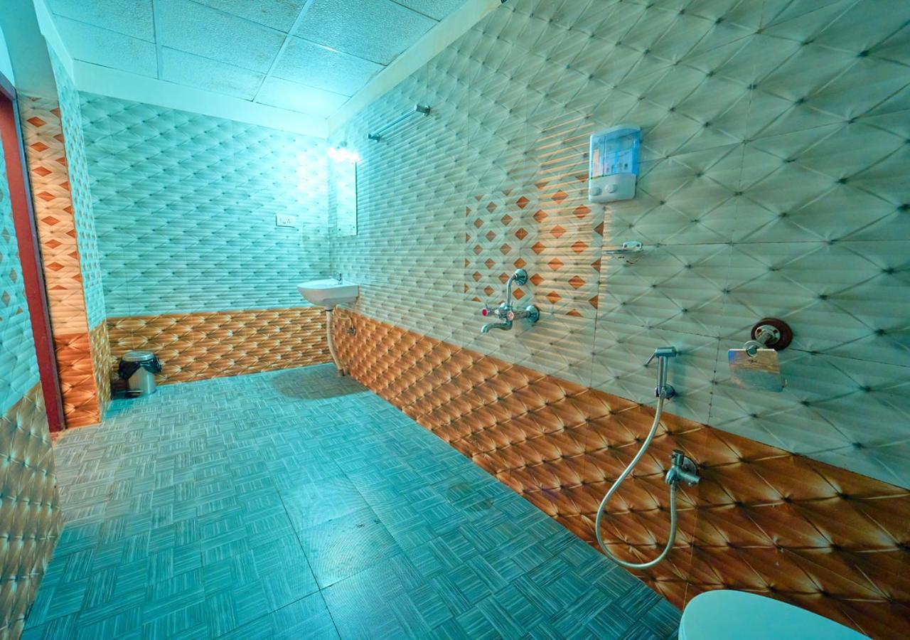 Aj Heritage Ooty Resort By Voye Homes Extérieur photo