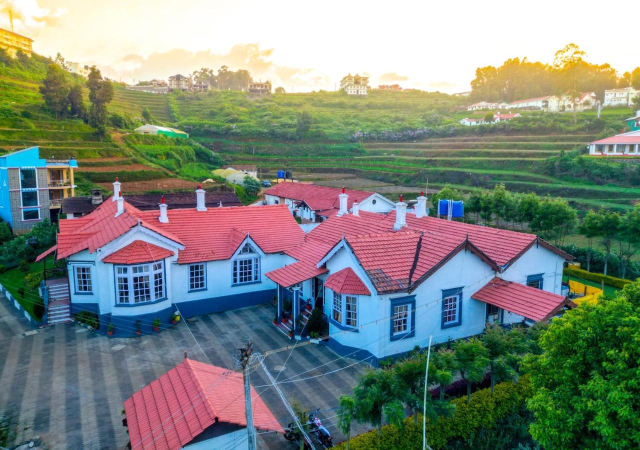Aj Heritage Ooty Resort By Voye Homes Extérieur photo